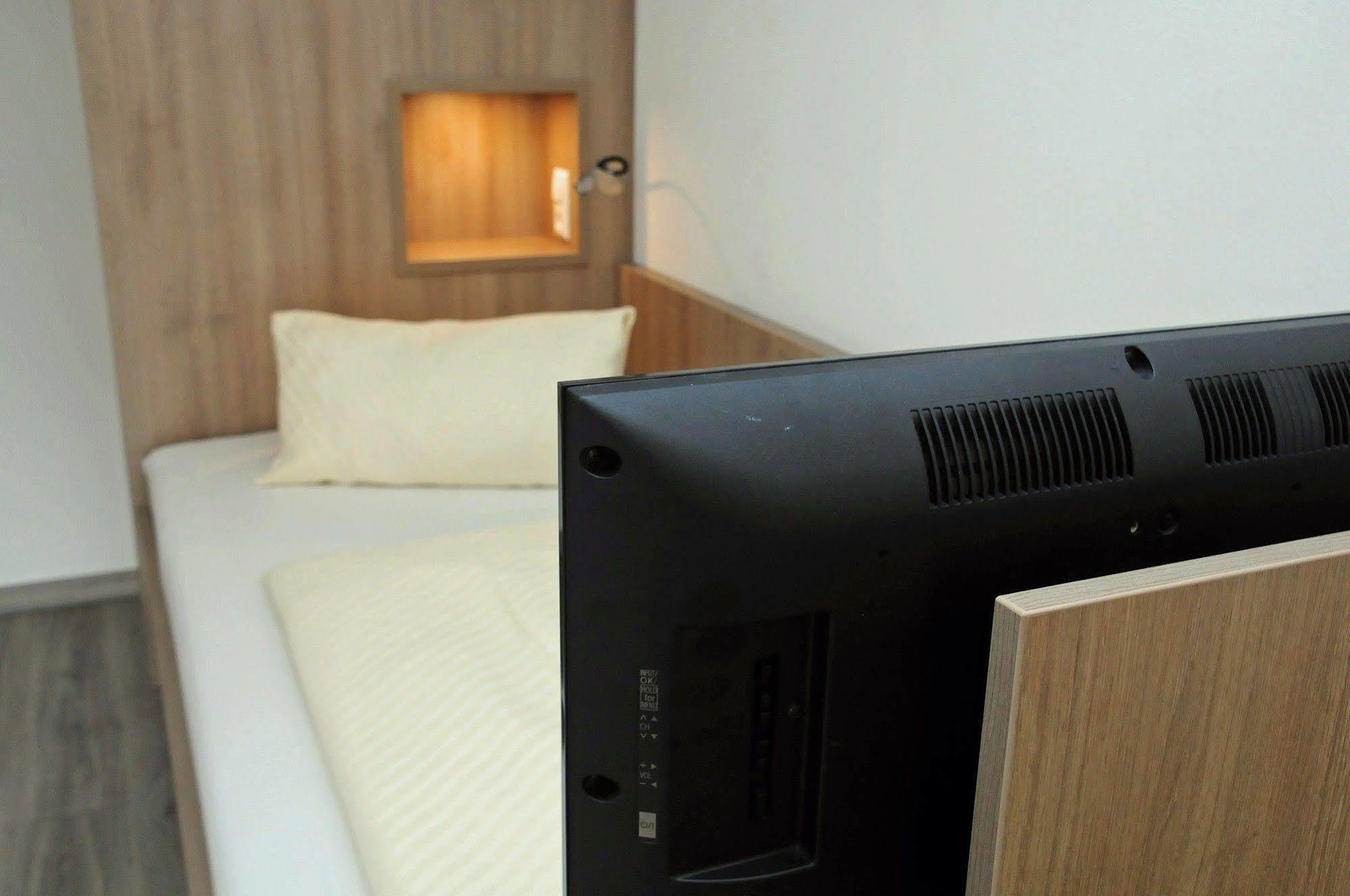 Hotel Ritter เทตต์นัง ภายนอก รูปภาพ