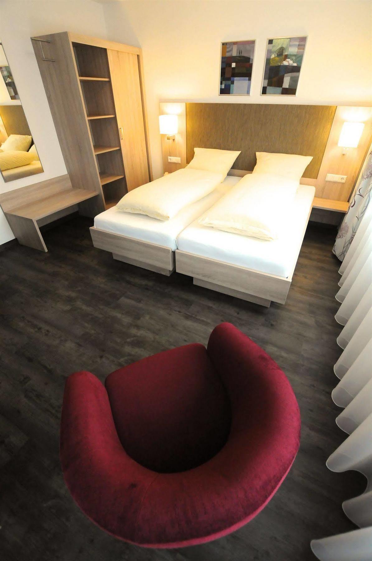 Hotel Ritter เทตต์นัง ภายนอก รูปภาพ